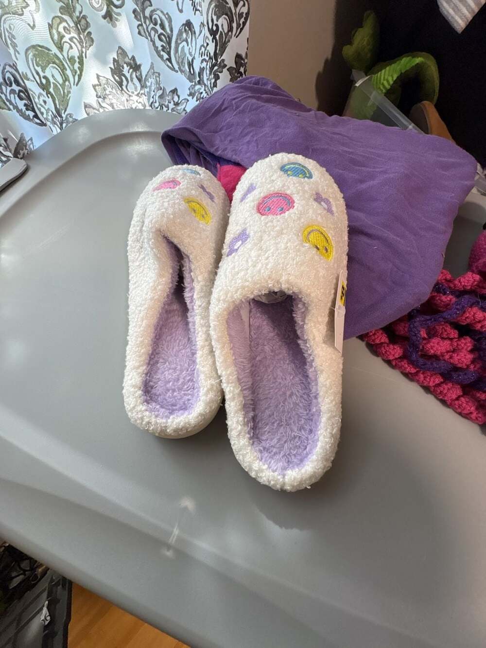 White and Purple Smiley Face Fuzzy Slip-On Slippers